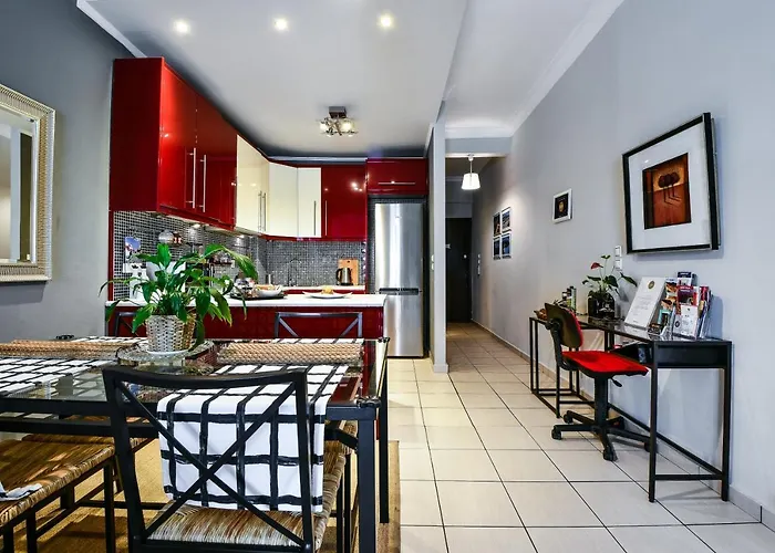 Star Acropolis Apartment